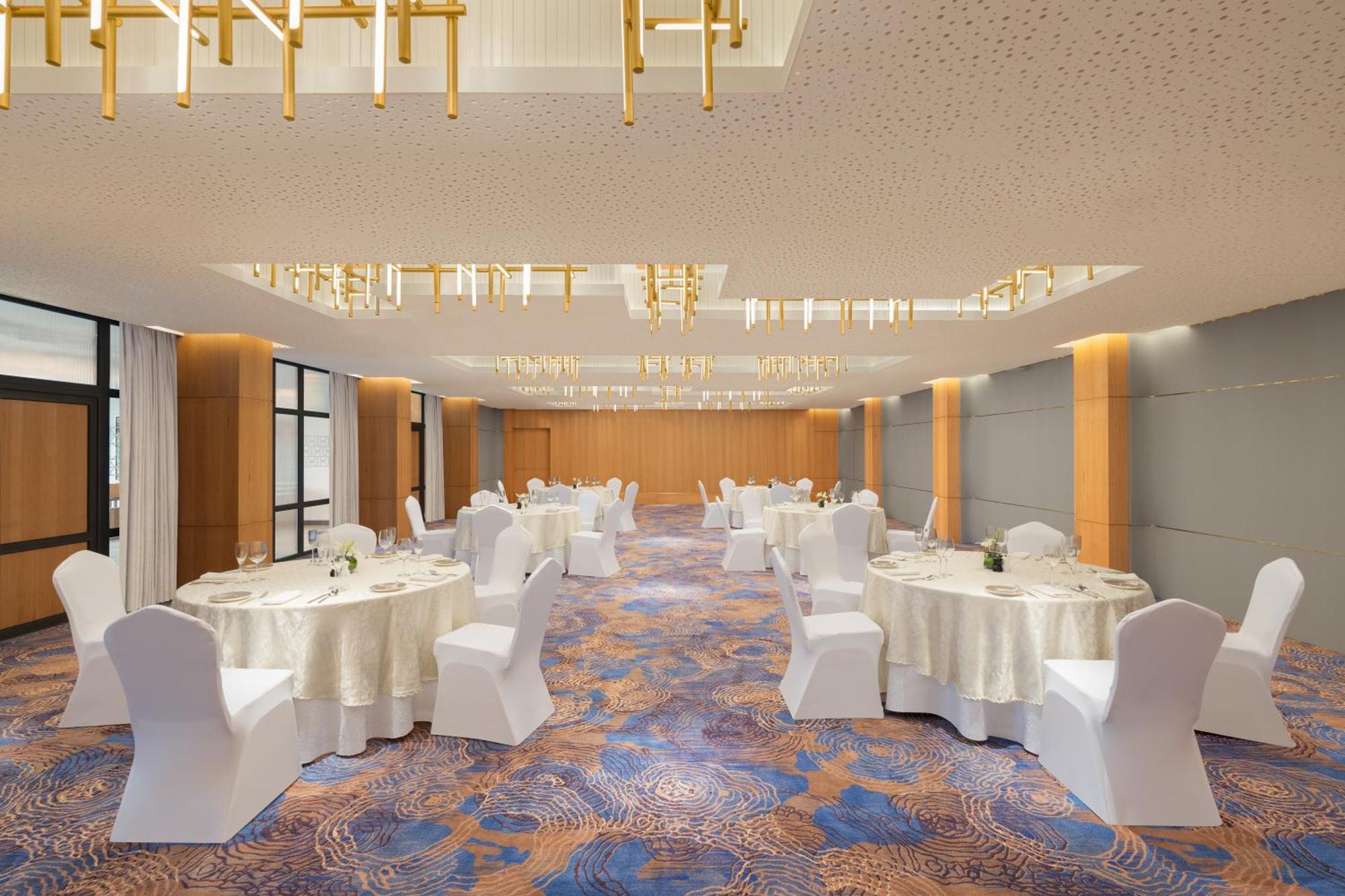 Courtyard By Marriott Goa Colva Hotel Exterior foto