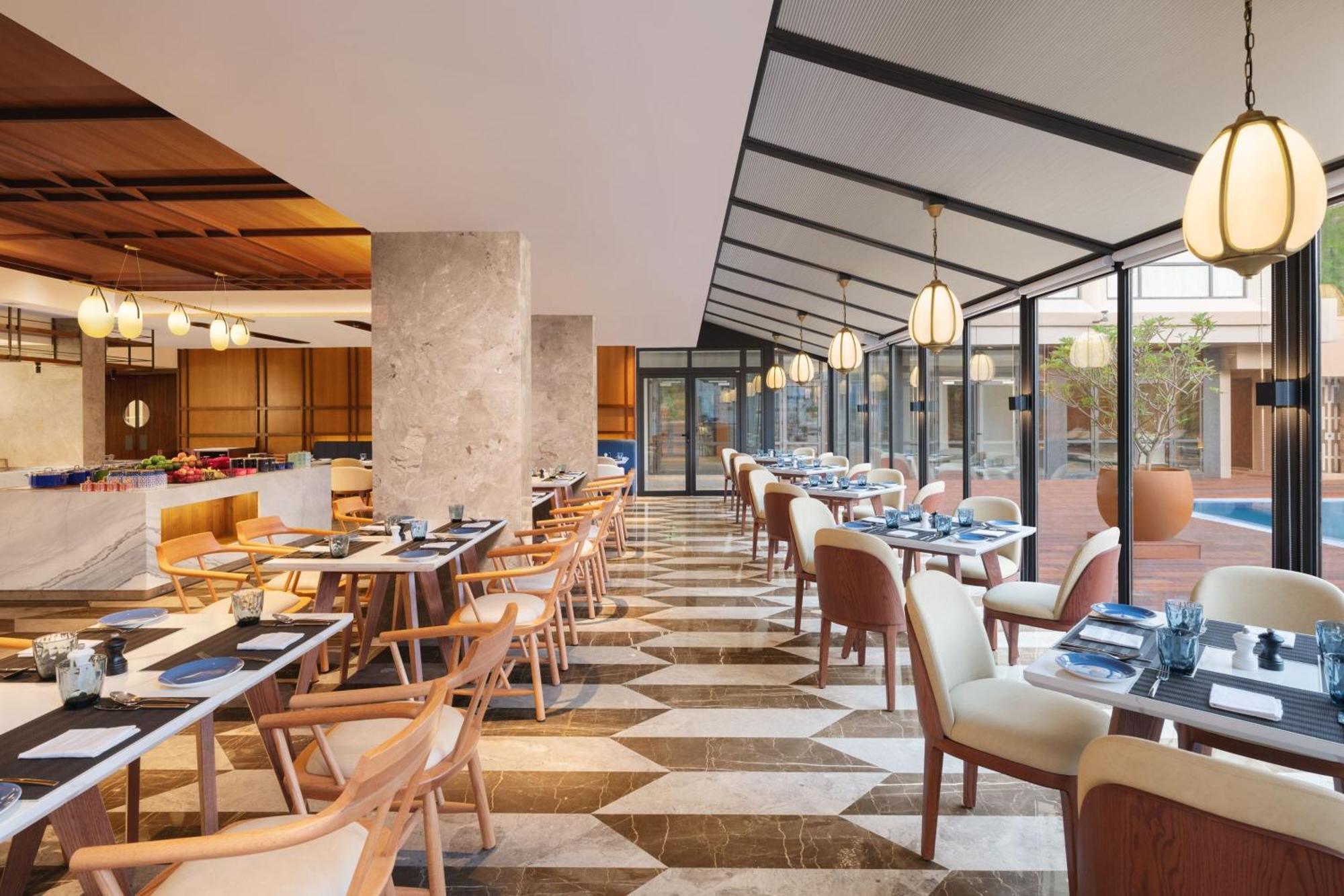 Courtyard By Marriott Goa Colva Hotel Exterior foto