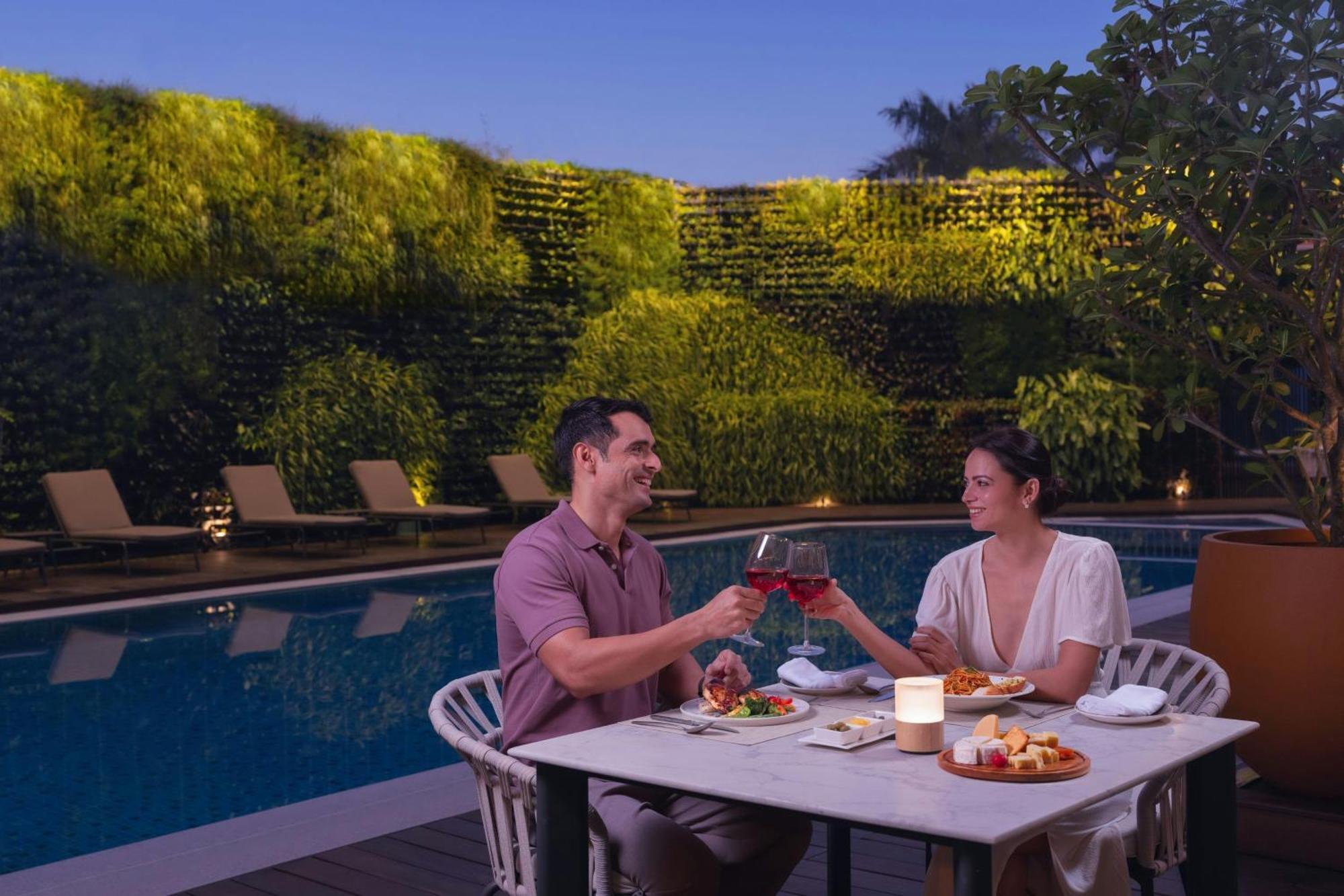Courtyard By Marriott Goa Colva Hotel Exterior foto