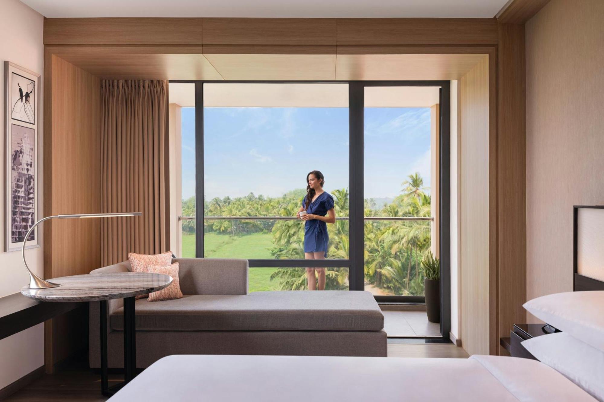 Courtyard By Marriott Goa Colva Hotel Exterior foto