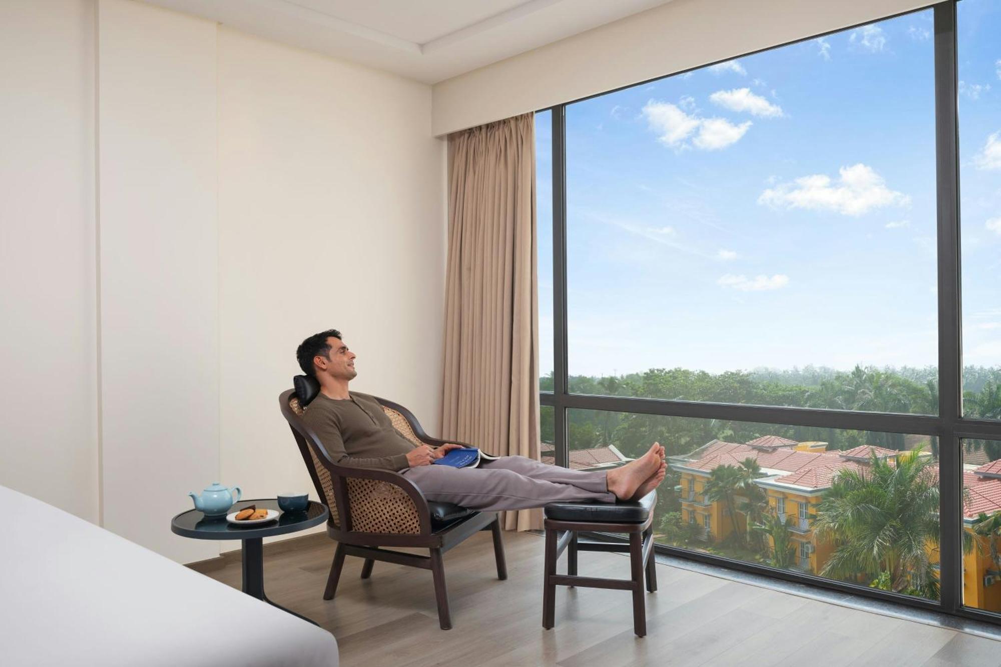 Courtyard By Marriott Goa Colva Hotel Exterior foto